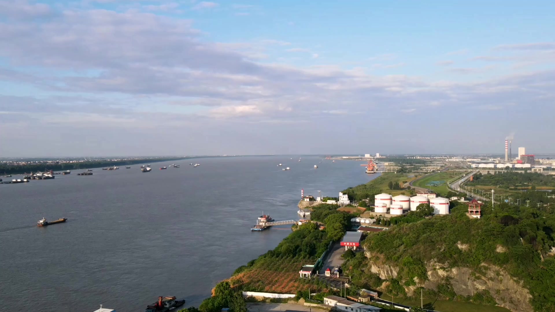 航拍江西九江瑞昌码头镇,从湖北武穴看去景色真漂亮,美不胜收!