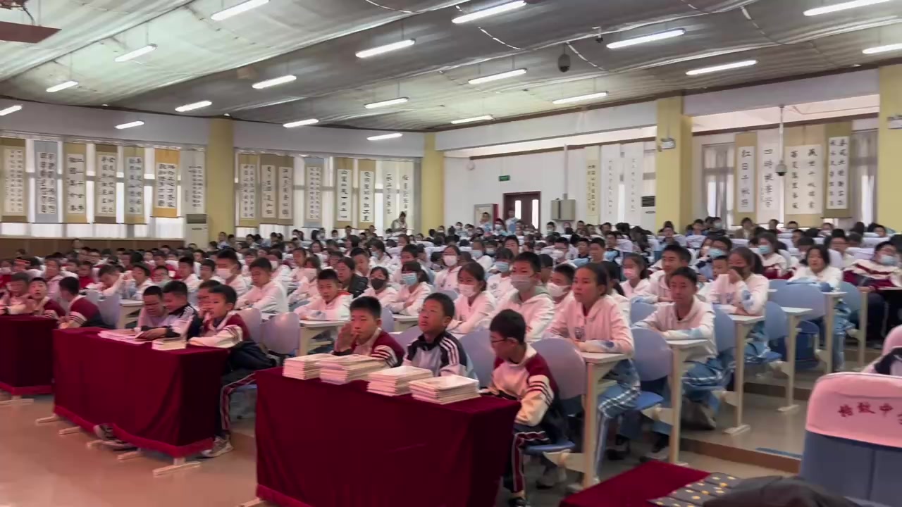 大连格致中学举办国家安全教育讲座