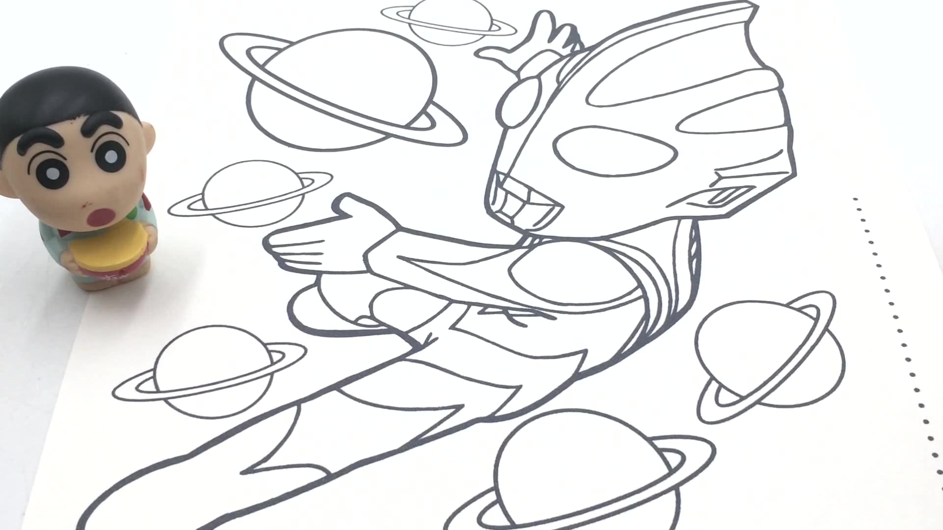 蜡笔小新画泰罗奥特曼涂鸦画